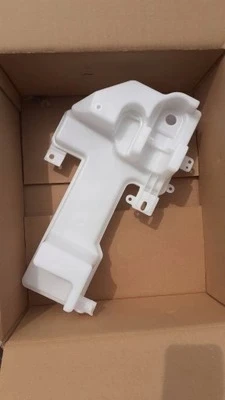 Ford Transit V-363 2014- Cam Silecek Su Deposu  (Oem No:Bk2113C087Af) ürün görseli 1