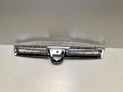 Dacia Duster (2010 Yılında Çıkan Kasa) Ön Panjur Nikelajı Büyük (Oem No:620780003R) ürün görseli 1