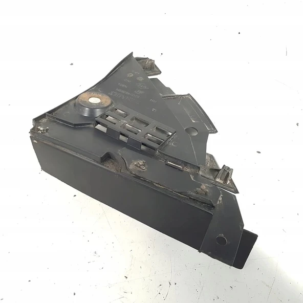 Renault Symbol-Sandero 2012- Ön Tampon Bakaliti Muhafaza Bakaliti Sağ (Oem No:620248369R) ürün görseli 1