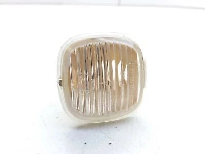 Vw Octavia 1997- Çamurluk Sinyali Beyaz (Oem No:1U0949127A) ürün görseli 1