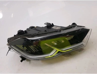 Volkswagen Polo (2021 Yılında Çıkan Kasa) Far Ledli Sağ (Oem No:2G1941006D) ürün görseli 1