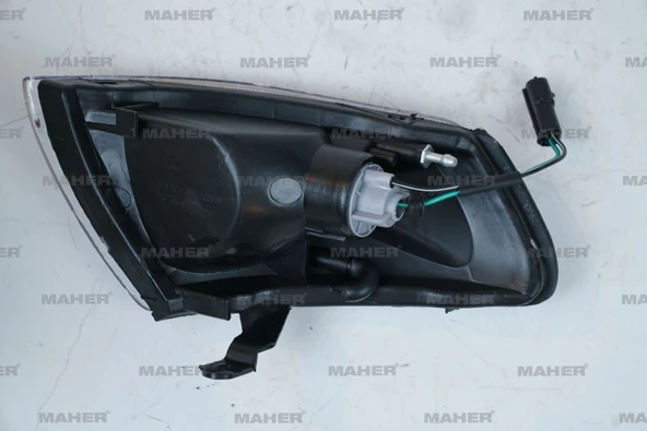 Mazda 626 1998-2000 Sinyal Lambası Sol (Oem No:Ge4T5107Xc) ürün görseli 1