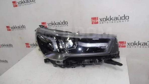 Toyota Hilux Revo (2020 Yılında Çıkan Kasa) Far Ledli Siyah Sağ (Oem No:81110Yp080) ürün görseli 1