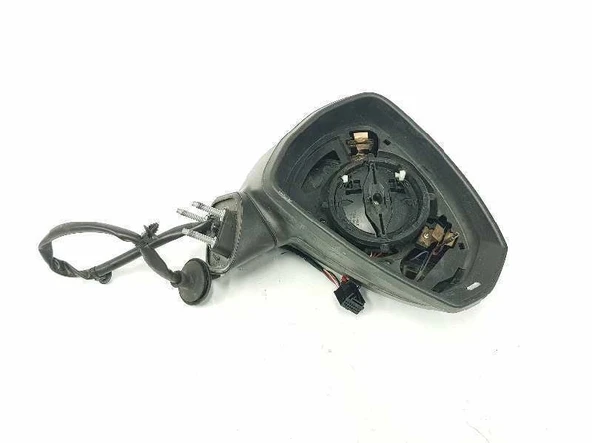 Audi A3 2013-2020 Dış Dikiz Aynası Sağ Astarlı Kapaklı (Hatchback) (8 Pin) (Oem No:8V1857410F) ürün görseli 1