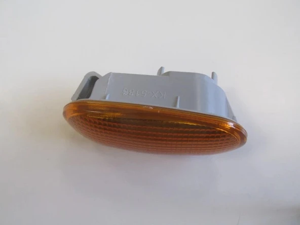 Proton Persona - 1997-1999 Çamurluk Sinyali Sarı Sağ - Sol Aynı (Adet) (Eurolamp) (Oem No:Mb847540) ürün görseli 1