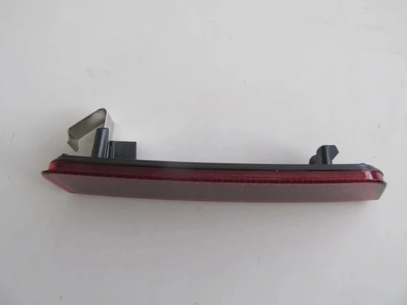 Dacia Duster 2010-2017 Arka Tampon Reflektörü Sol Kırmızı (Oem No:265654344R) ürün görseli 1