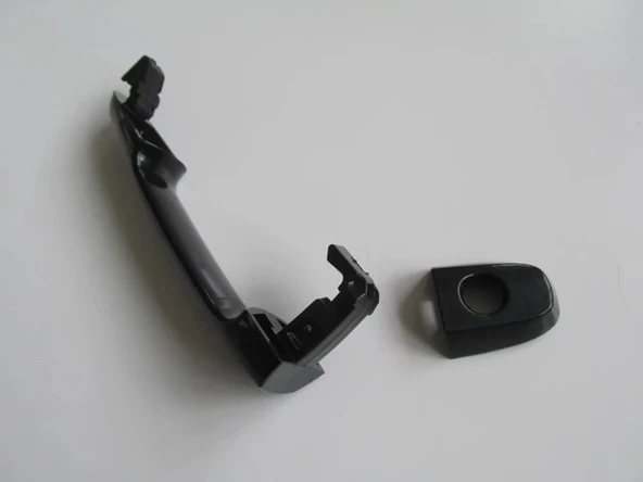 Toyota Yaris 2006-2011 Ön Kapı Dış Açma Kolu Sol Siyah (Boyanır Tip) Şifre Delikli (Hushan) (Oem No:6921112220) ürün görseli 1