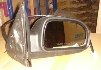 Chevrolet Traıl Blazer - 2002-2006 Kapı Aynası Sol Elektrikli - Isıtmalı Sinyalsiz 5 Fiş Li (Polyway) (Oem No:15136305) ürün görseli 1