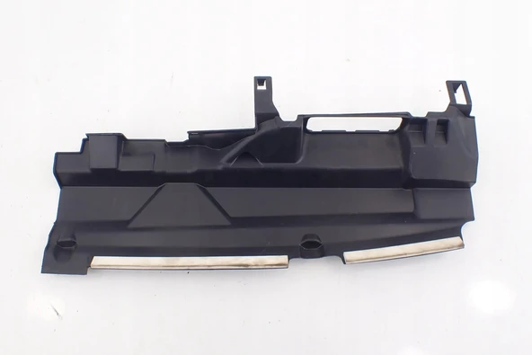 Peugeot 308 2017-2021 Ön Panel Üst Deflektör (Panjur Takviyesi (Tw) (Oem No:9817652780) ürün görseli 1