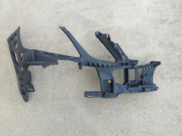 Mercedes E Class 2010-2012 Far Alt Bağlantı Braketi Sağ (Oem No:2128850265) ürün görseli 1