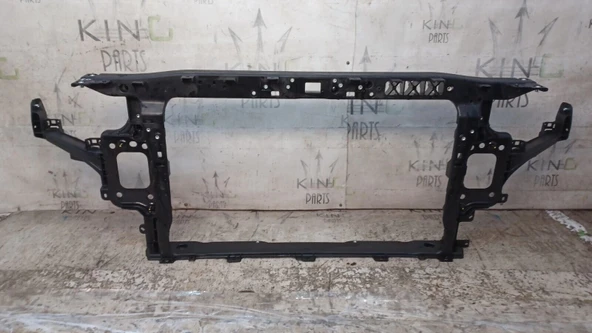 Hyundai İ30 2017-2018 Ön Panel Komple Plastik (Oem No:64101G4000) ürün görseli 1