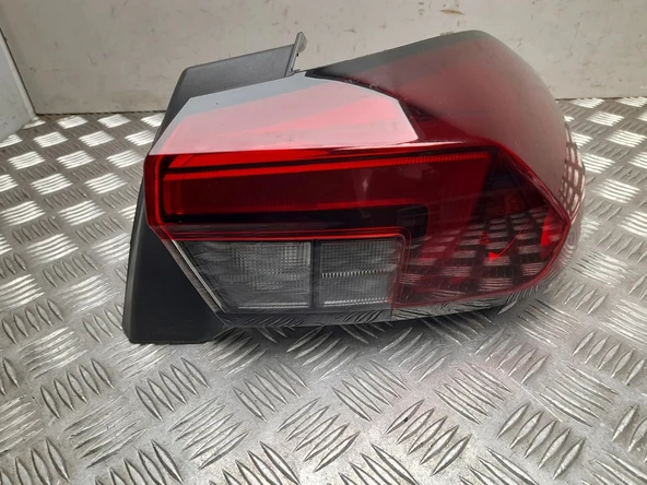 PSA 208 II 2019- Reflektör Arka Sol Oem No (9827398180) ürün görseli 1