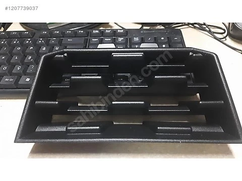 Opel Corsa F 2024-2025 Ön Panjur Siyah (Tw) (Oem No (9850366080)) ürün görseli 1