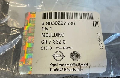 Opel Corsa F 2020-2023 Ön Panjur Çıtası Siyah Sağ - Sol Set (2 Parça) (Oem No (9830283280)) ürün görseli 1