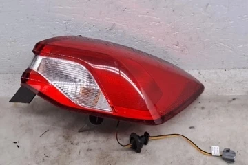 Ford Ranger 2015 Sonrası Elektrikli LED’li Far (Siyah Sol) Oem No (EB3B13W030PL) ürün görseli 1