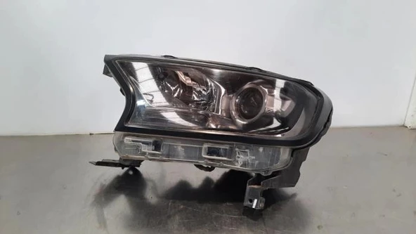 Ford Ranger 2015 Sonrası Elektrikli LED’li Far (Siyah Sağ) Oem No (EB3B13W029PL) ürün görseli 1