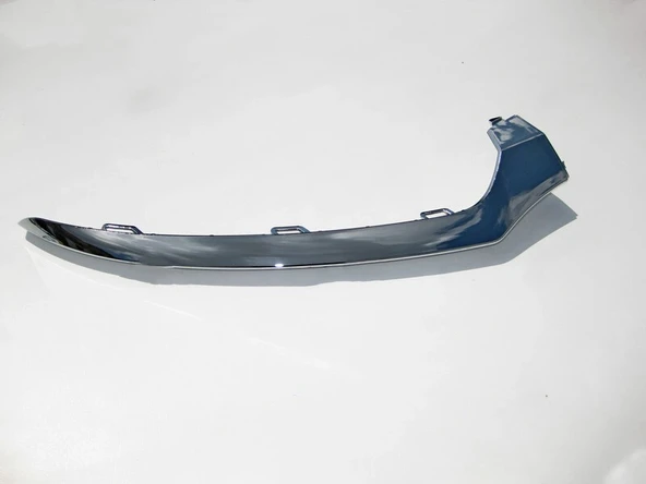 Mercedes C Class Ön Tampon Bandı Nikelaj Alt Amg Sağ 2013- (Oem No:  A2058851474) ürün görseli 1
