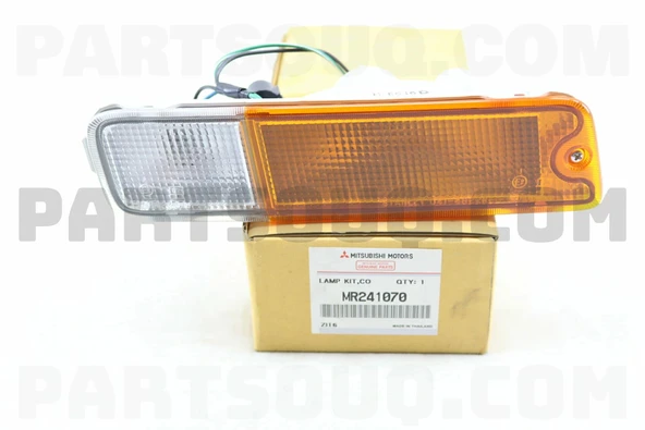 Mitsubishi L200 1998-2003 Ön Tampon Sinyali Sağ (Oem No: Mr241070) ürün görseli 1