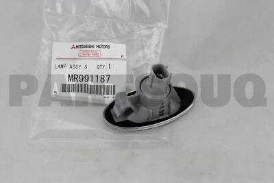Mitsubishi Lancer 2003-2005 Ön Çamurluk Sinyali (Oem No: Mr991187) ürün görseli 1