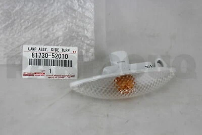 Toyota Yaris 1999-2006 Ön Çamurluk Sinyali Sağ (Oem No: 8173052010) ürün görseli 1
