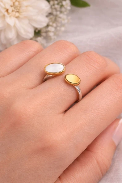 Kadın Altın Renk Ayarlanabilir Taşlı Oval Minimal Yüzük ürün görseli 1