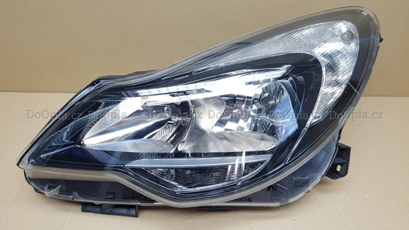 Opel Corsa Ön Far Sıyah Hatchback Elektrikli Motorlu Sol 2011- (Oem No:  95510689) ürün görseli 1