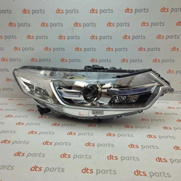 Honda Accord (2012 Yılında Çıkan Kasa) Ön Far Elektrikli Motorlu Ledli Sağ (Oem No: 33101Tl0305) ürün görseli 1