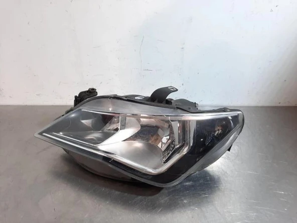 Seat İbiza Ön Far Elektrikli Çift Reflektör Nikelajlı Sol 2012- (Oem No: 6J1941005N) ürün görseli 1