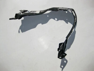 Mercedes C Class Ön Far Yuva Sacı Sol 2000 (Oem No:  A2036200372) ürün görseli 1