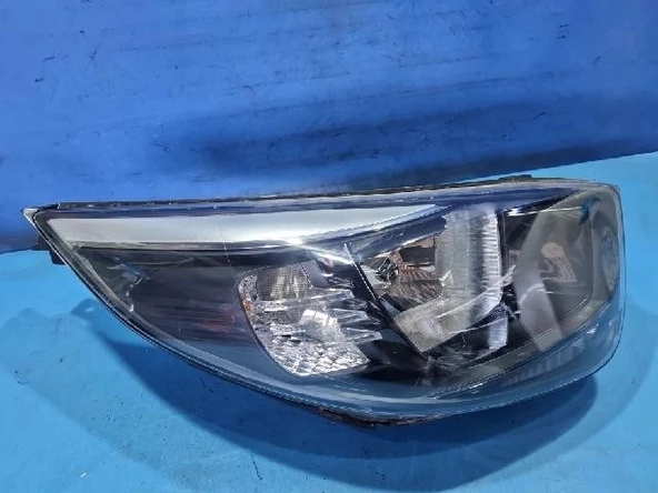 Kia Picanto 2017-2018 Ön Far Elektrikli Motorlu Sağ (Oem No: 92102G6000) ürün görseli 1