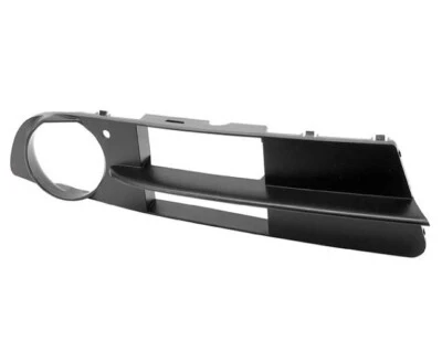 Bmw 5 Serisi 2003-2007 Ön Sis Lamba Kapağı Delikli Sağ (Oem No: 51117049244) ürün görseli 1