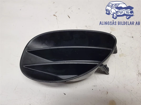 Toyota Yaris 2006-2008 Ön Sis Lamba Kapağı Sol (Oem No: 814820D020) ürün görseli 1