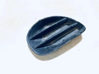 Toyota Yaris 2006-2008 Ön Sis Lamba Kapağı Sağ (Oem No: 814810D010) ürün görseli 1