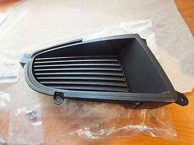 Mitsubishi Lancer 2003-2005 Ön Sis Lamba Kapağı Sağ (Oem No: Mn150938) ürün görseli 1