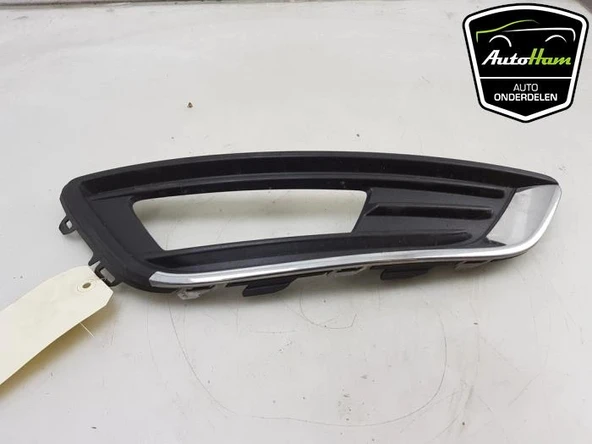 Ford Focus (2013 Yılında Çıkan Kasa) Ön Sis Lamba Kapağı Delikli Nikelaj Bandlı Sağ (Oem No: F1Eb15A298Bc) ürün görseli 1