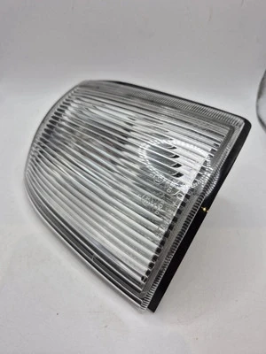 Mazda B2500 Pickup 1998-2001 Ön Sinyal Beyaz Sol (Oem No: U009-51-36Xc) ürün görseli 1