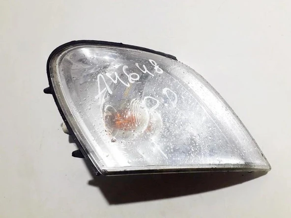 Mitsubishi Space Star Ön Sinyal Sağ 2001-2002 (Oem No: Mr416900) ürün görseli 1