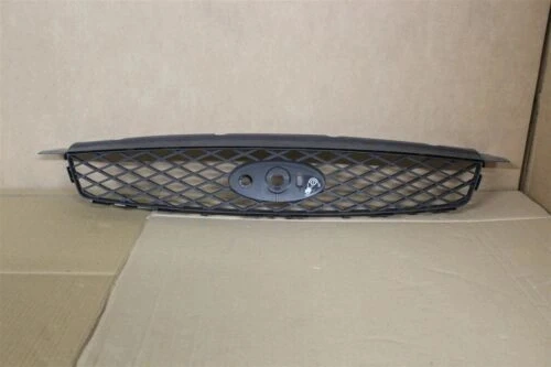 Ford Fiesta (2012 Yılında Çıkan Kasa) Ön Sis Lamba Kapağı Nikelaj Sisli Sağ (Oem No: C1Bj15A222Ab) ürün görseli 1