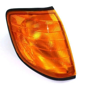 Mercedes W140 Ön Sinyal Sarı Sağ 1992-1994 (Oem No:  A1408260443) ürün görseli 1