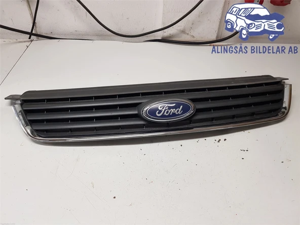 Ford Kuga (2008 Yılında Çıkan Kasa) Ön Panjur Siyah Nikelaj Bandlı (Oem No: 8V418200Ac) ürün görseli 1