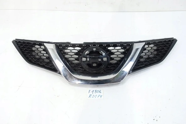 Nissan Qashqai Ön Panjur Kamera Delikli 2013- (Oem No:  623104Ea0D) ürün görseli 1