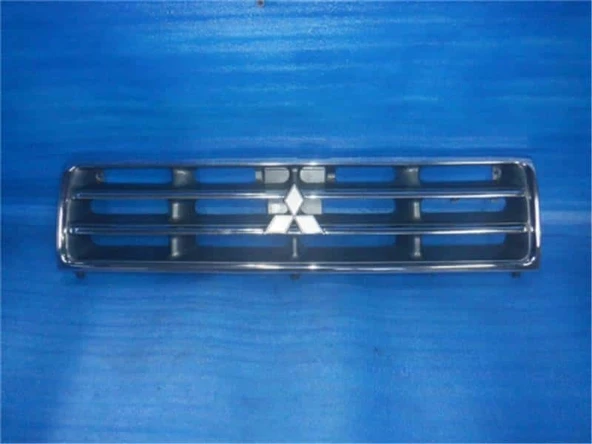 Mitsubishi Pajero 1997-2000 Ön Panjur Nikelaj (Oem No: Mr376661) ürün görseli 1