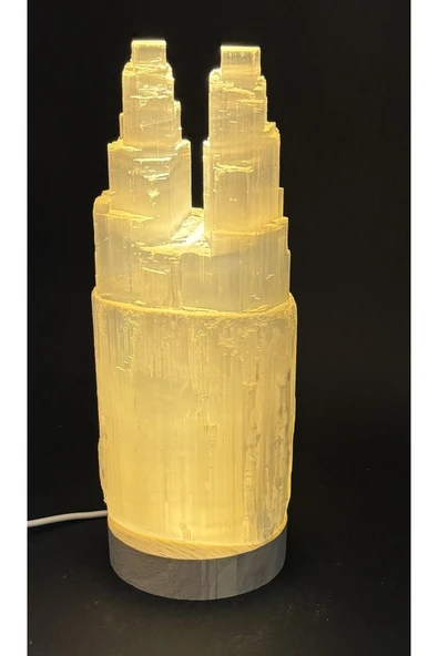 gemsartdeco SELENİT DOĞALTAŞ TWİN TOWER DAR LAMBA 20 CM(SARI IŞIK) ürün görseli 1