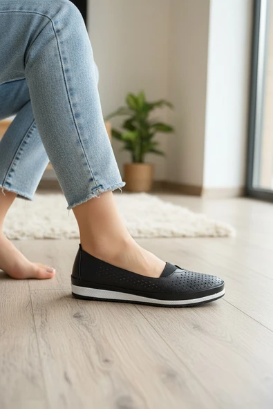 Enoch Hakiki Deri Lazer Perfore Mikro Lastik Bağcıklı Ortopedik Comfort Ayakkabı ürün görseli 1