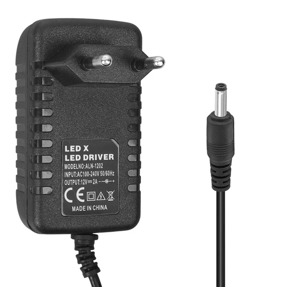 Powermaster PM-1803 12 Volt - 2 Amper 3.5*1.35 Mm Uç Tablet Pc Adaptörü ürün görseli 1