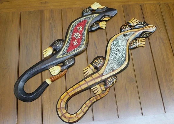 Ahşap Duvara Asmali Kertenkele Figürü ürün görseli 1
