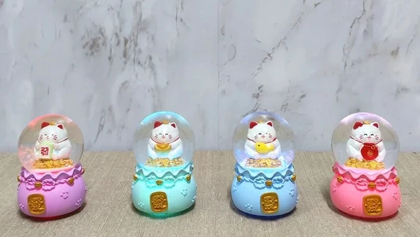 Şans Kedisi Işıklı Kar Küresi ürün görseli 1