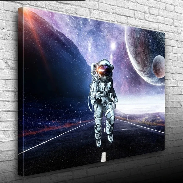 Uzayda Astronot ve Gezegenler Kanvas Tablo 50 x 70 ürün görseli 1