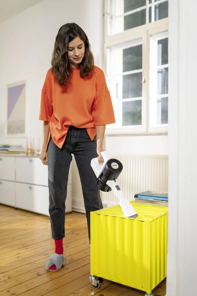 Karcher KVA 2 EU Dikey Şarjlı Süpürge - Resim 4