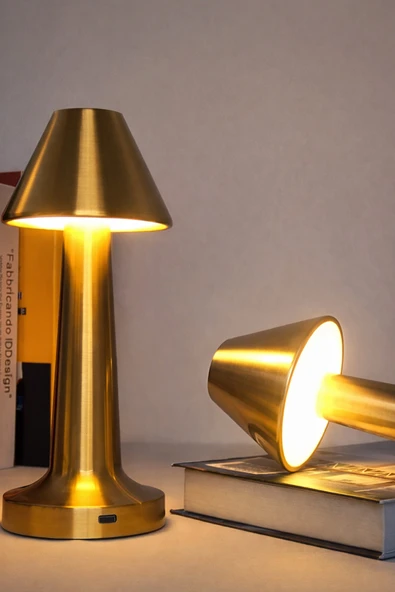 Minimalist Metal Şarjlı Masa Lambası - Dokunmatik 3 Renk Ayarlı Dekoratif Gece Lambası ürün görseli 1